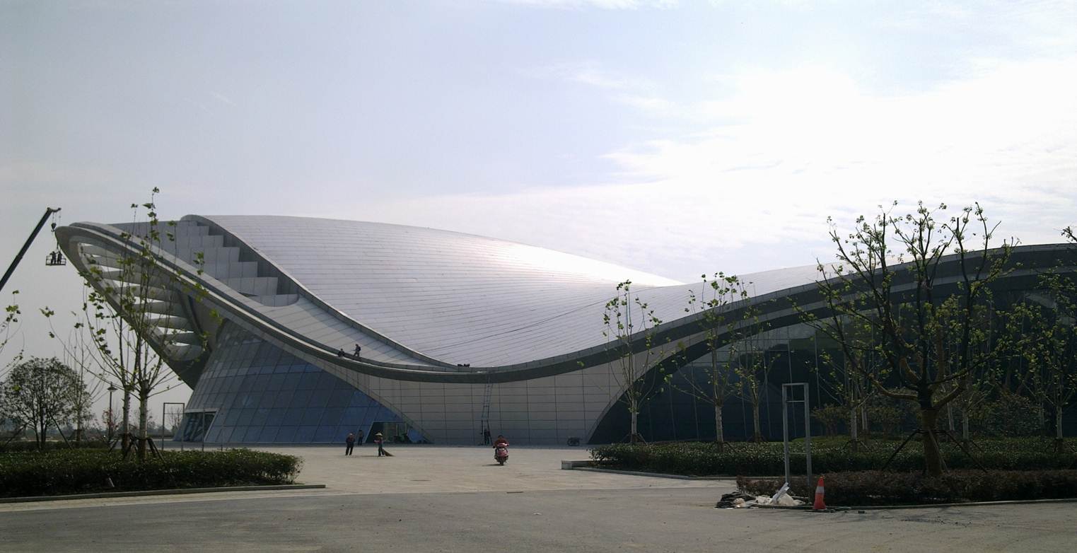 抗風(fēng)金屬屋面